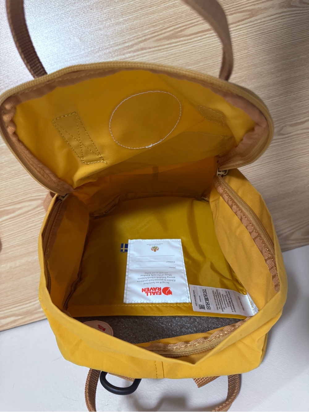 Fjallraven Kanken Mini Backpack in Ochre NWT - Picture 5 of 6